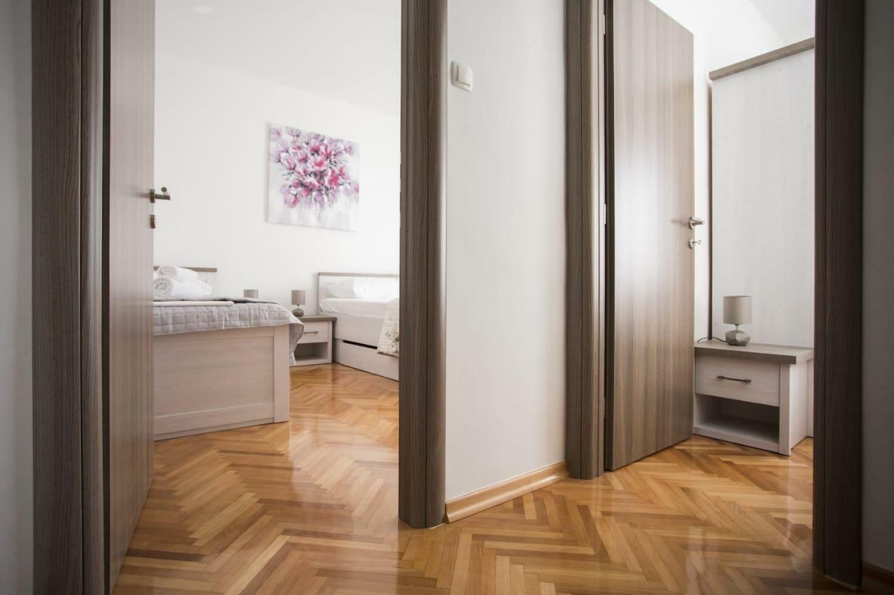 Apartman Leona Kaštela Екстериор снимка
